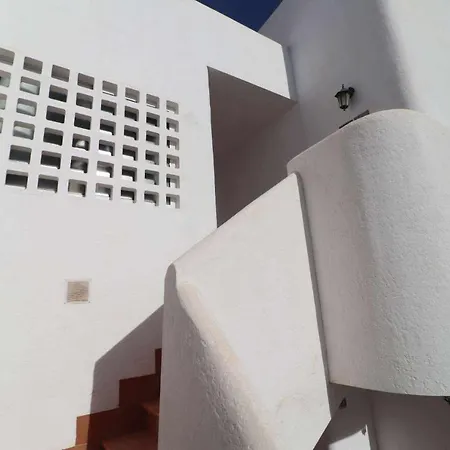 Lorandalou Apartamento Con Azotea Y Piscina Comunitaria