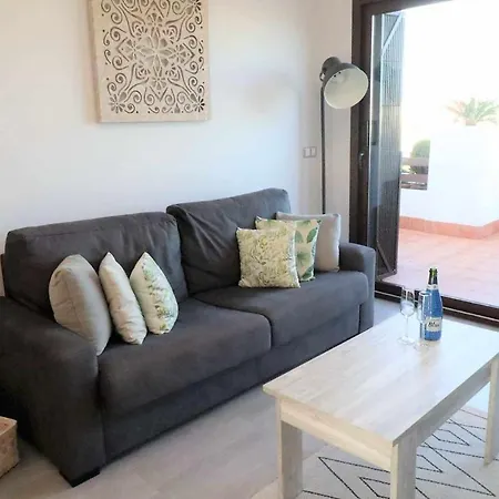 Lorandalou Apartamento Con Azotea Y Piscina Comunitaria